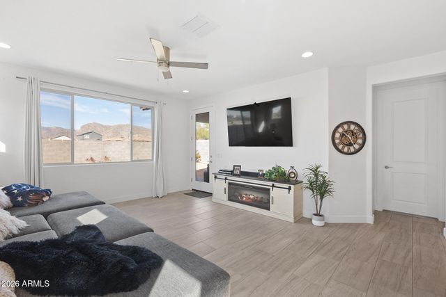 5844 N 194TH Lane, Litchfield Park, AZ 85340