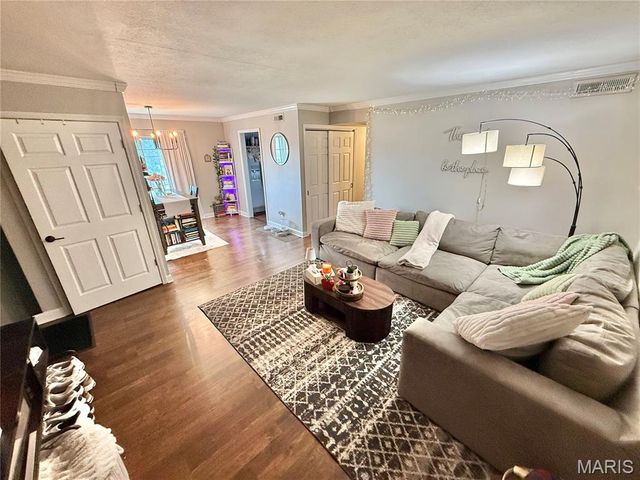 4342 Forest De Ville Drive G, Oakville, MO 63129