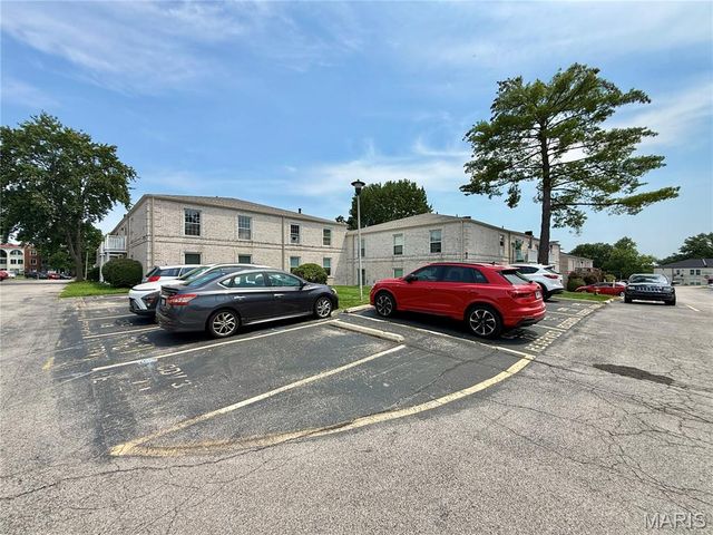 4342 Forest De Ville Drive G, Oakville, MO 63129