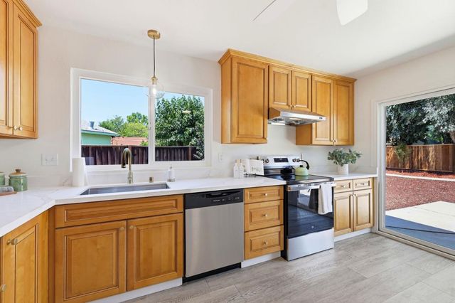 799 Sunbrook Court, San Jose, CA 95111
