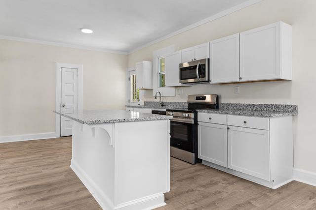 1587 Henley Street, Orangeburg, SC 29115