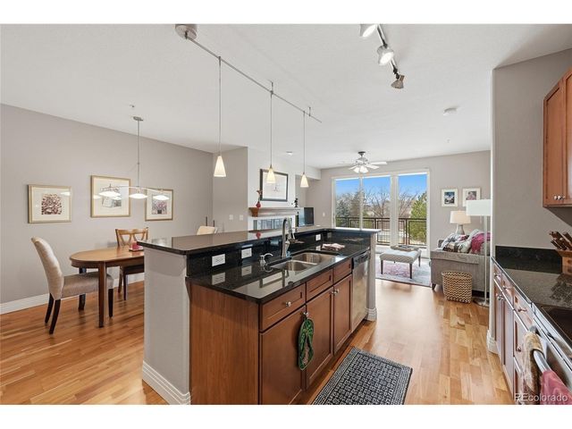 9019 E Panorama Cir D214, Englewood, CO 80112