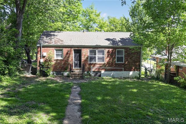 8004 Monroe Avenue, St Louis, MO 63114