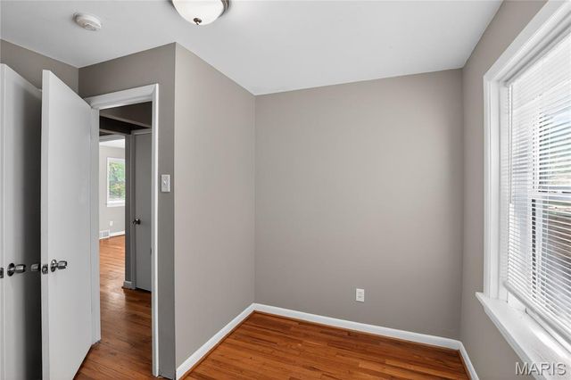 8004 Monroe Avenue, St Louis, MO 63114