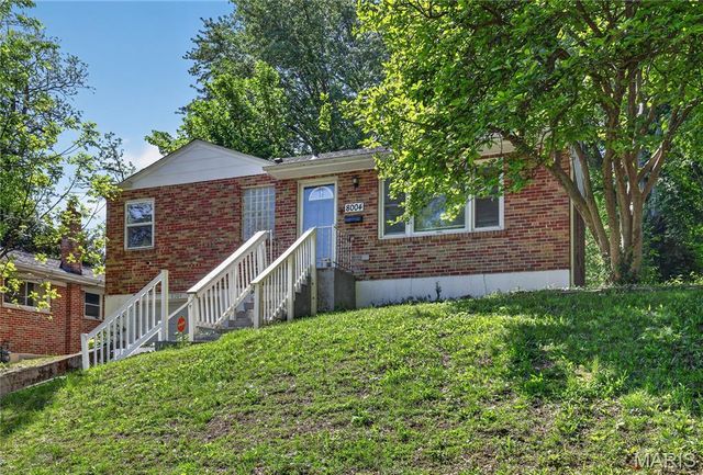 8004 Monroe Avenue, St Louis, MO 63114