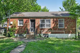 8004 Monroe Avenue, St Louis, MO 63114