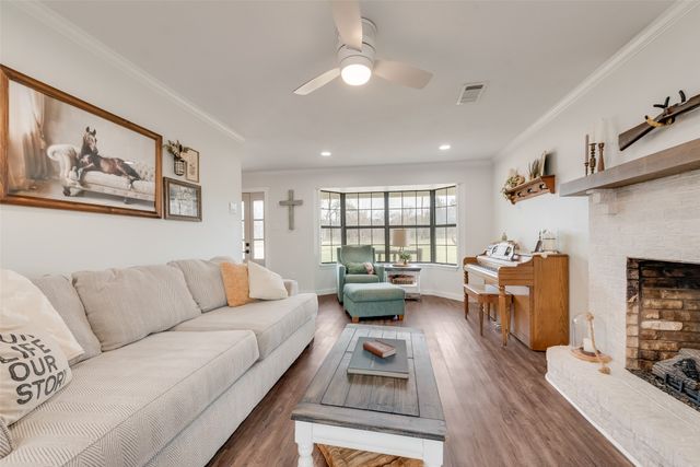 170 Rs County Road 3326, Emory, TX 75440