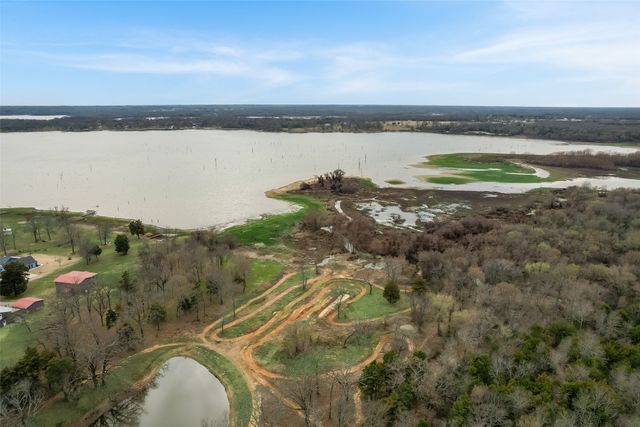 170 Rs County Road 3326, Emory, TX 75440