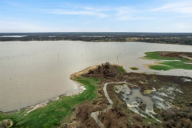 170 Rs County Road 3326, Emory, TX 75440