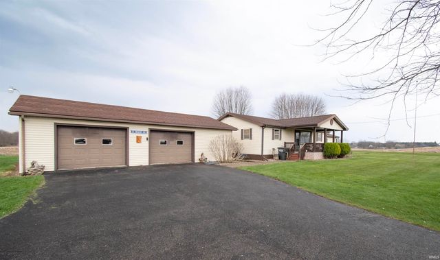 2252 W Drake Road, Kendallville, IN 46755