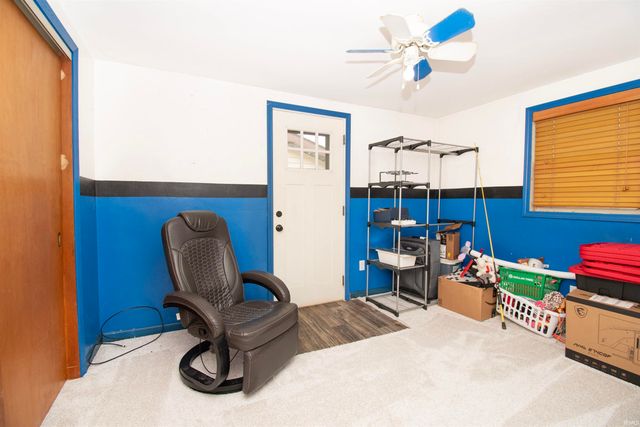 2252 W Drake Road, Kendallville, IN 46755