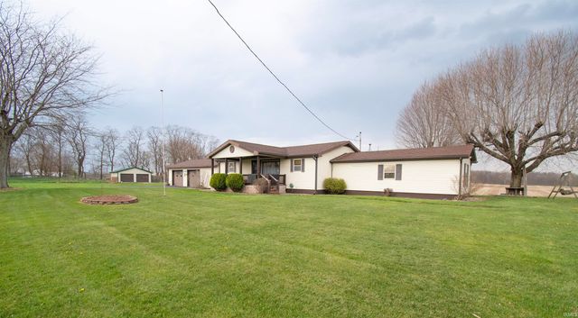 2252 W Drake Road, Kendallville, IN 46755