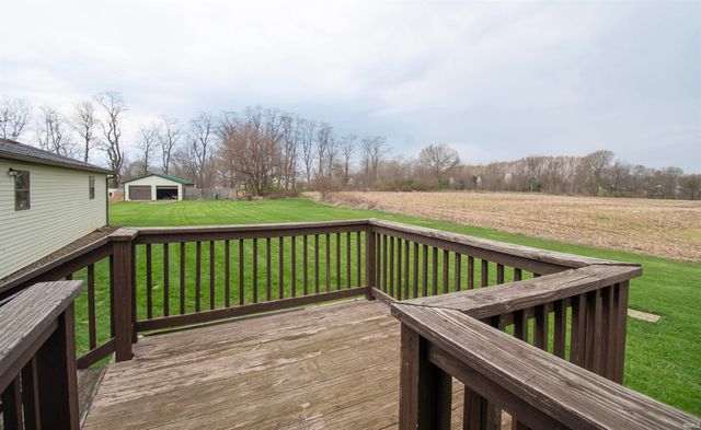 2252 W Drake Road, Kendallville, IN 46755