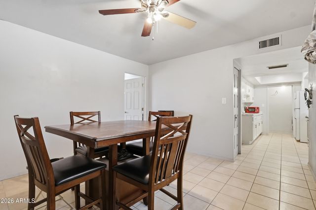 3224 W ECHO Lane, Phoenix, AZ 85051