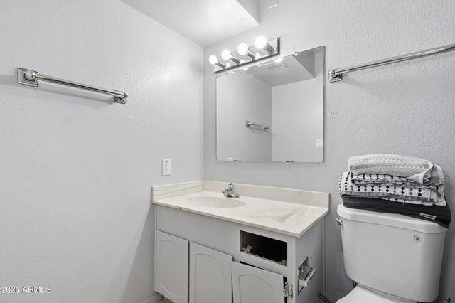 3224 W ECHO Lane, Phoenix, AZ 85051