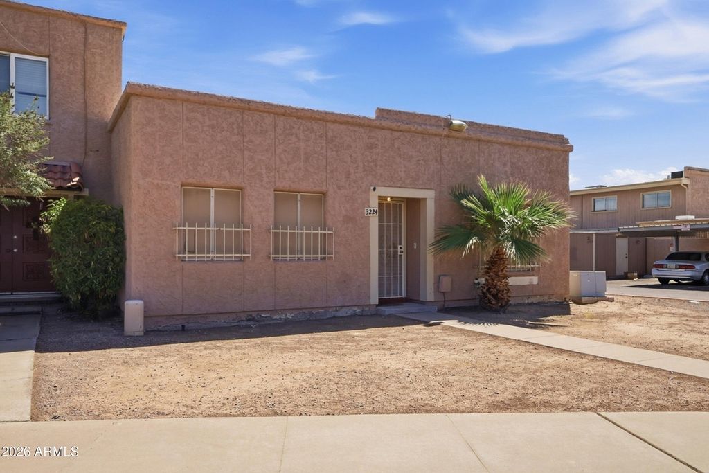 3224 W ECHO Lane, Phoenix, AZ 85051 — photo 3