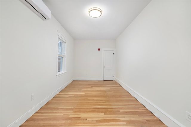 54 Sutton Street 4, Providence, RI 02903