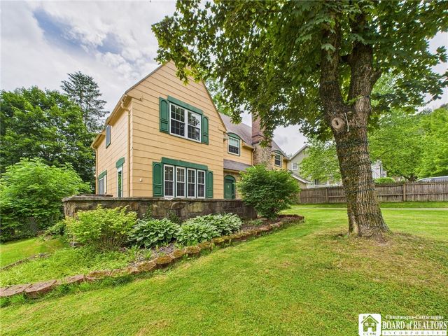 483 Vermont Street, Olean, NY 14760