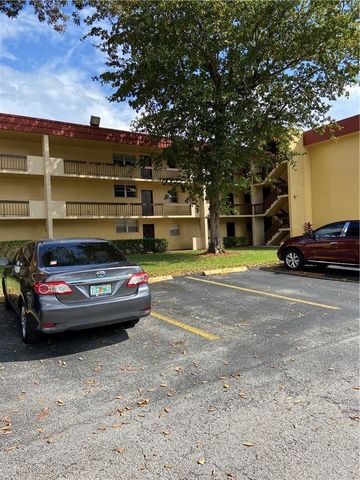 3253 Foxcroft Road G212, Miramar, FL 33025