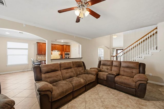 21823 Red Ashberry Trail, Cypress, TX 77433
