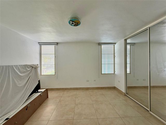 528 CAMINO DE GUILARTE STREET, Dorado, PR 00646