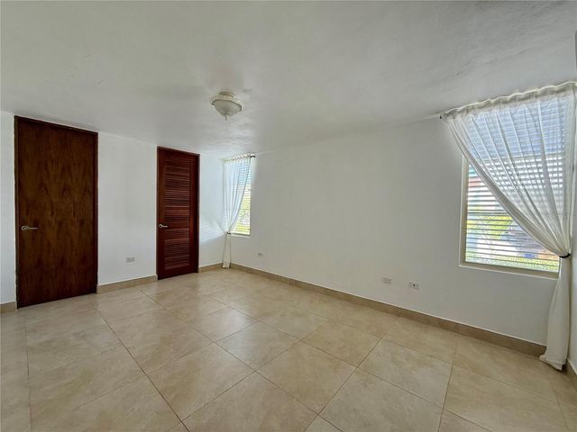 528 CAMINO DE GUILARTE STREET, Dorado, PR 00646