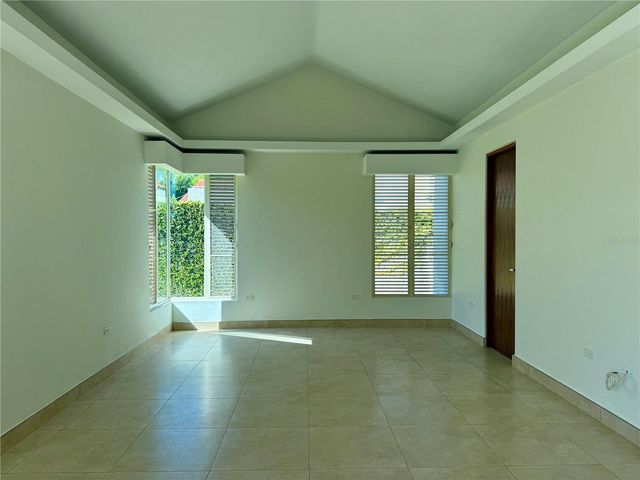 528 CAMINO DE GUILARTE STREET, Dorado, PR 00646