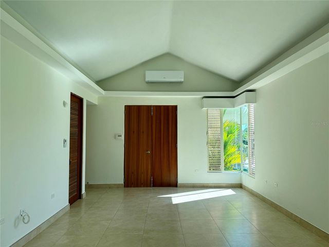 528 CAMINO DE GUILARTE STREET, Dorado, PR 00646