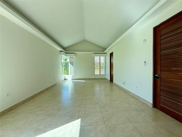 528 CAMINO DE GUILARTE STREET, Dorado, PR 00646