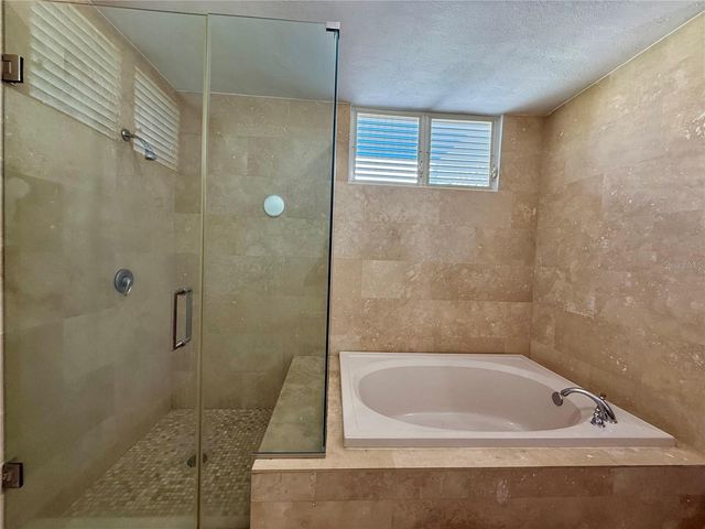528 CAMINO DE GUILARTE STREET, Dorado, PR 00646