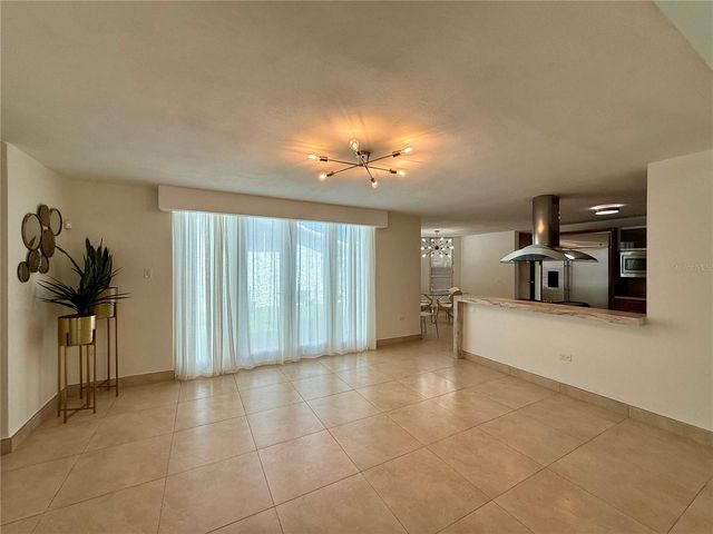 528 CAMINO DE GUILARTE STREET, Dorado, PR 00646