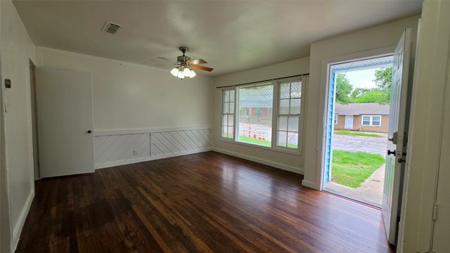1111 Avenue A, Denton, TX 76201