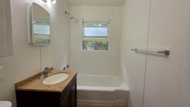 1111 Avenue A, Denton, TX 76201