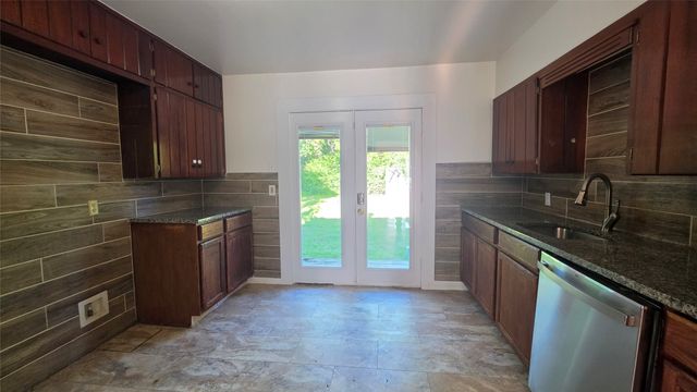 1111 Avenue A, Denton, TX 76201
