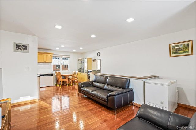 218-07 73rd Avenue Upper, Bayside, NY 11364