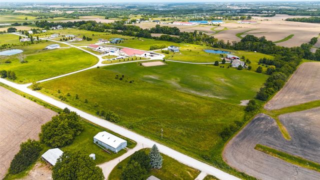 000 Happy Trail, Prole, IA 50229