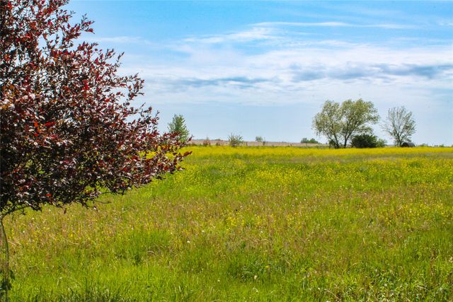 000 Happy Trail, Prole, IA 50229