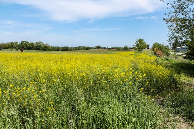 000 Happy Trail, Prole, IA 50229
