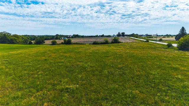 000 Happy Trail, Prole, IA 50229