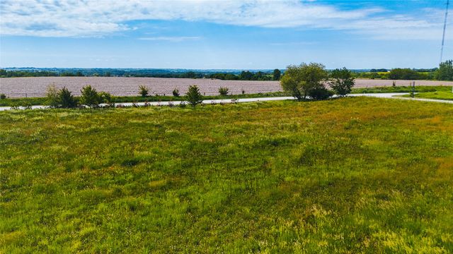 000 Happy Trail, Prole, IA 50229