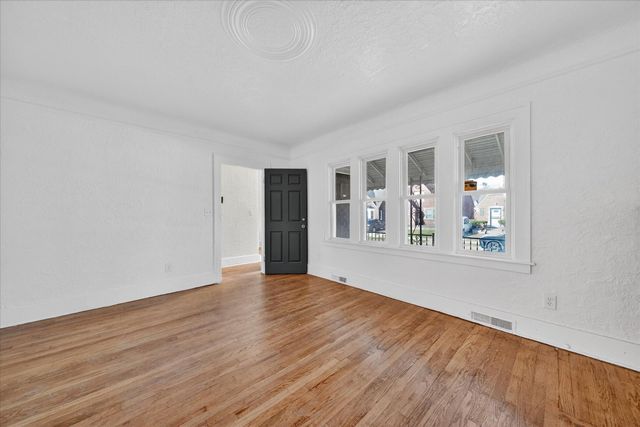 16890 Stoepel Street, Detroit, MI 48221