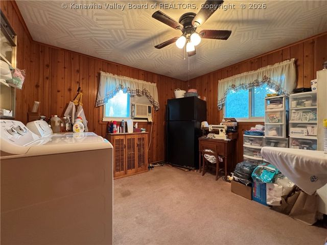 68 Skidmore Lane, Poca, WV 25159