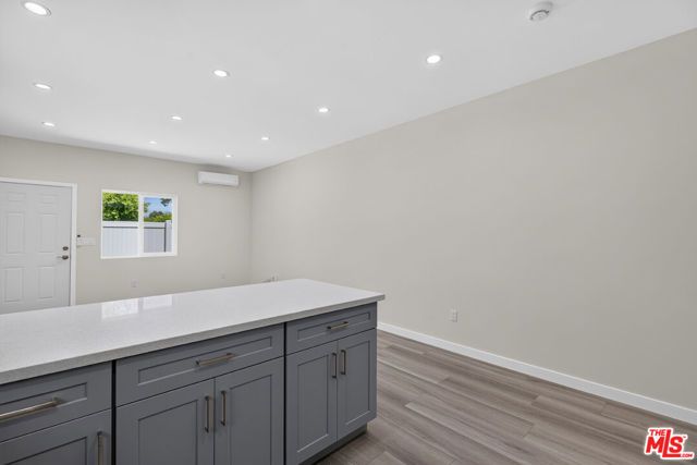 1911 N Manning Street, Burbank, CA 91505