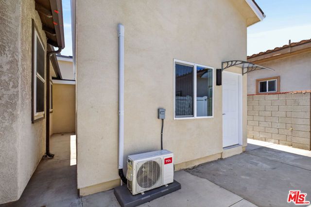 1911 N Manning Street, Burbank, CA 91505