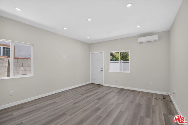 1911 N Manning Street, Burbank, CA 91505