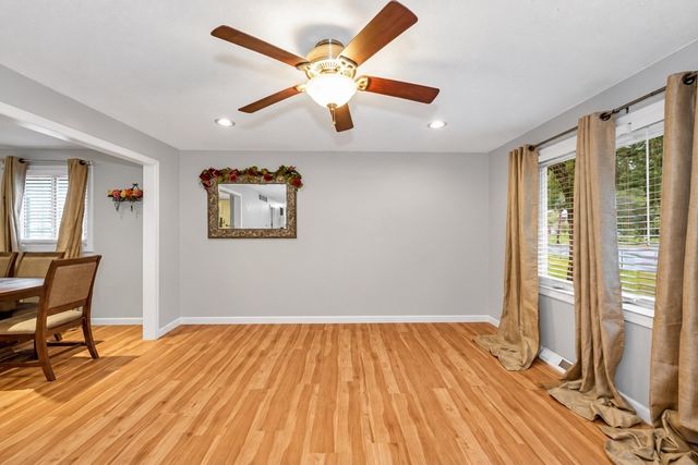 100 Village Dr, Dracut, MA 01826