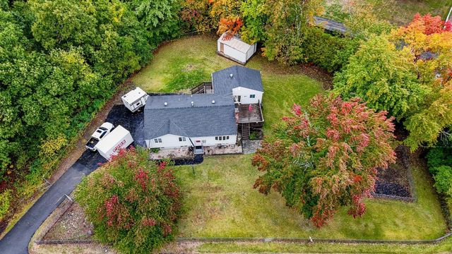 100 Village Dr, Dracut, MA 01826