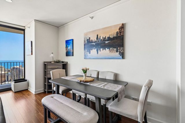 225 N Columbus Drive 6103, Chicago, IL 60601