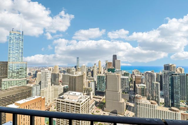 225 N Columbus Drive 6103, Chicago, IL 60601