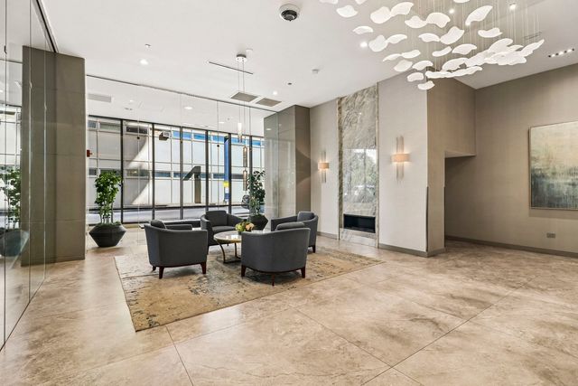 225 N Columbus Drive 6103, Chicago, IL 60601